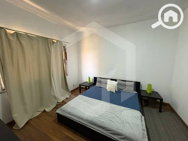 8 Beverly Hills 8. jpg