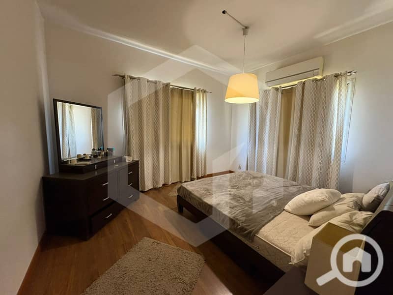 10 Beverly Hills 10. jpg