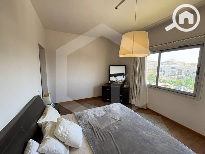 12 Beverly Hills 12. jpg