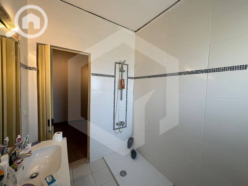 21 Beverly Hills 22. jpg