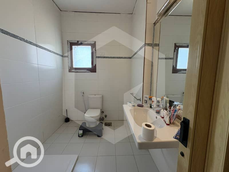 22 Beverly Hills 23. jpg