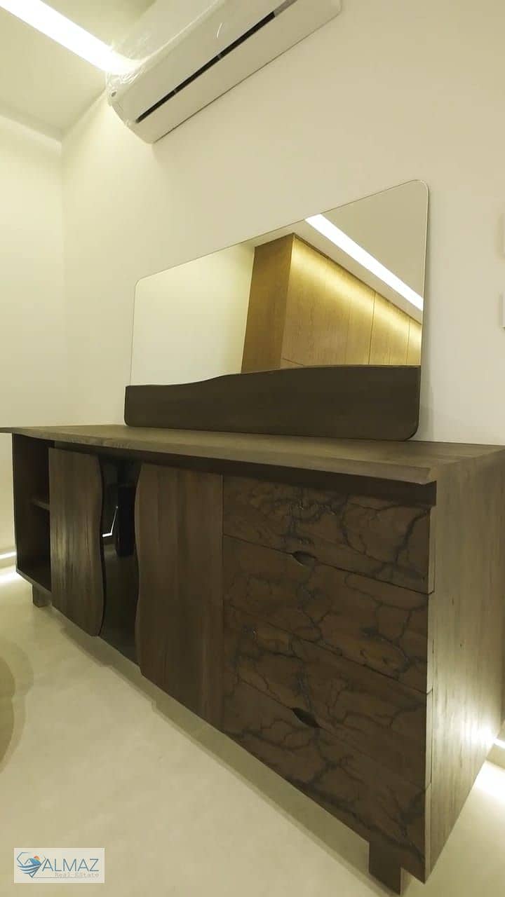 24 WhatsApp Image 2025-11-23 at 3.22. 40 PM (2). jpeg