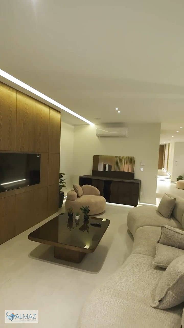 30 WhatsApp Image 2025-11-23 at 3.22. 43 PM. jpeg