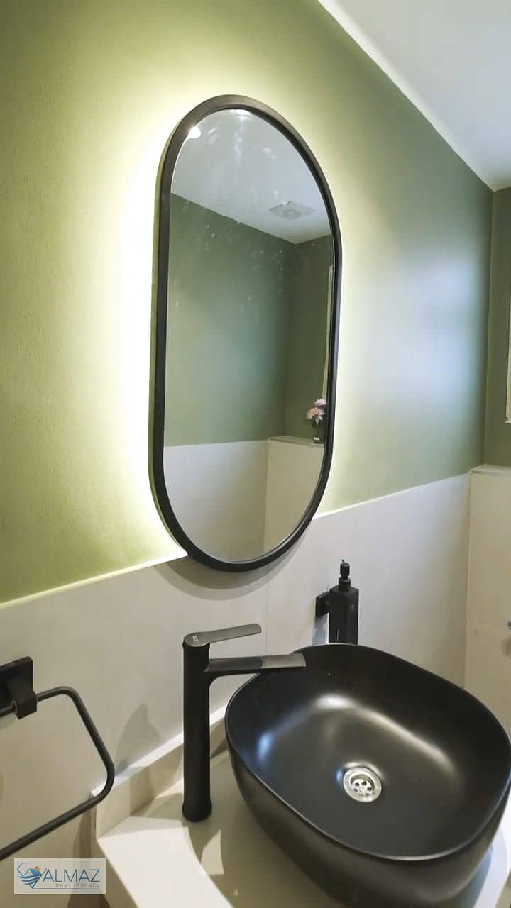 35 WhatsApp Image 2025-11-23 at 3.22. 46 PM. jpeg