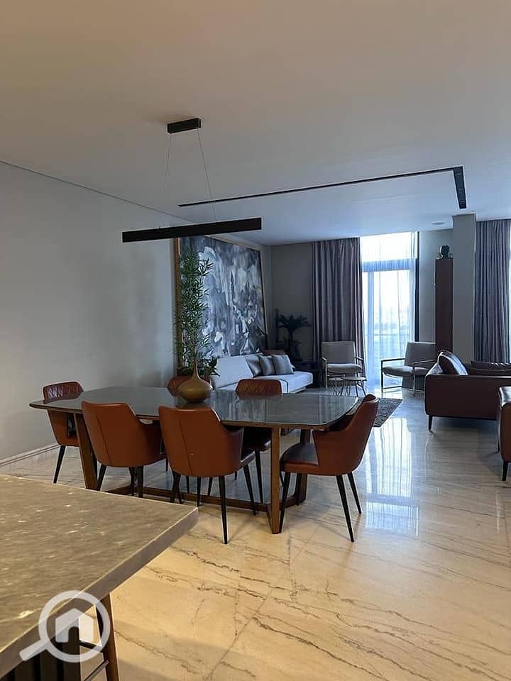 11 WhatsApp Image 2024-10-15 at 13.17. 09_9add6c99. jpg