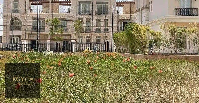 8 33344407-800x600. jpg