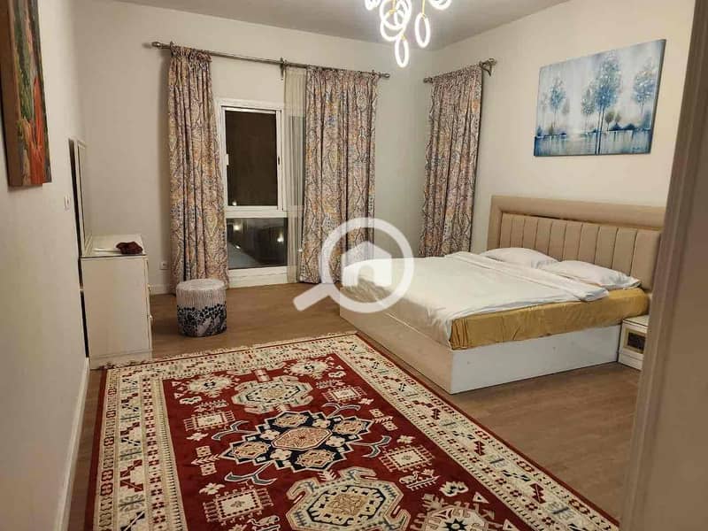 5 69d8c56f-fa3b-493d-9018-d1f5b62585d6. jpg