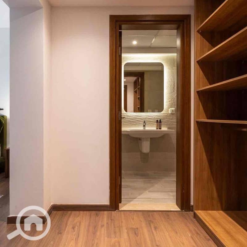 7 cf523834-3254-4466-aba0-cf034c49118f. jpg