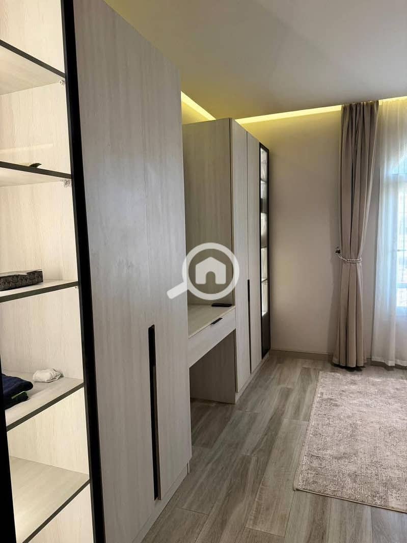 6 547063769_1294670322671570_4725381924820556251_n. jpg