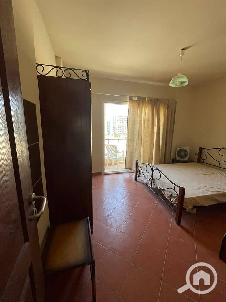 10 1dfe11dd-e439-44b7-a33f-a2ce03dba58f. jpeg