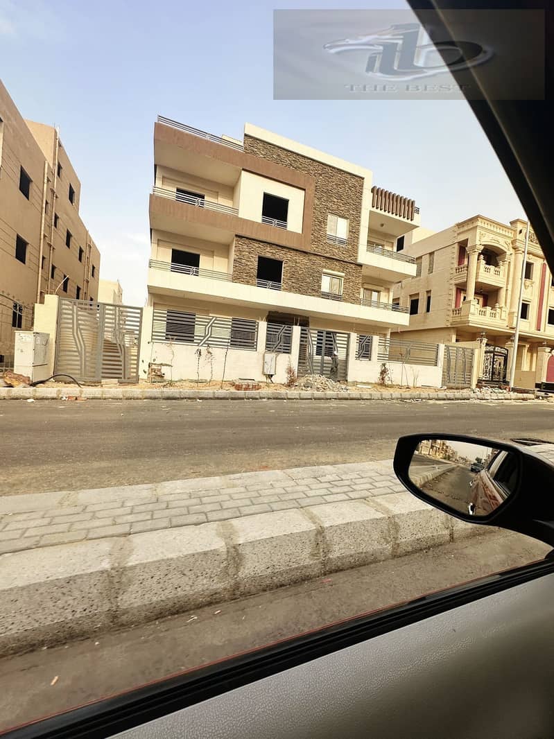 3 4aad4555-a347-4aaa-88c3-d7ec9ebf38ad. jpeg