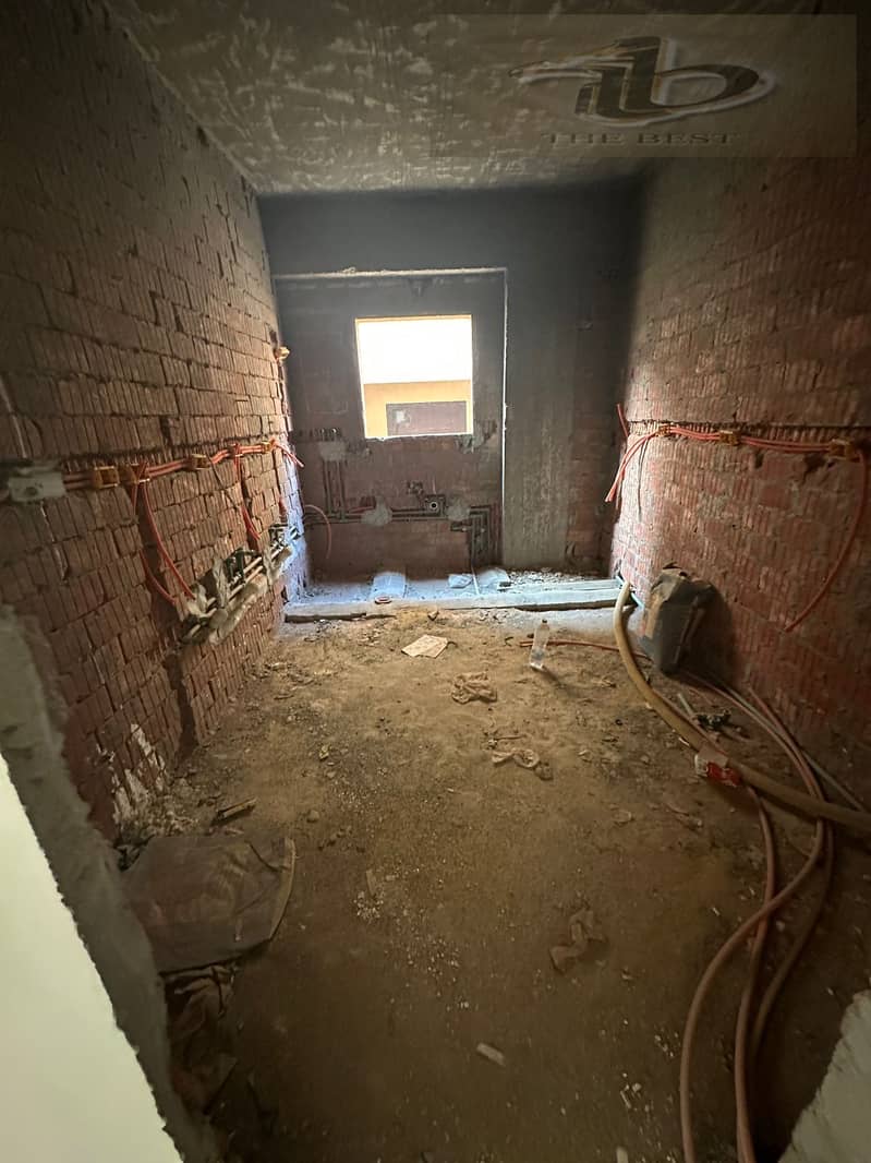 6 d7ade74b-0c0e-48f4-a362-cb8cb991f6fb. jpeg