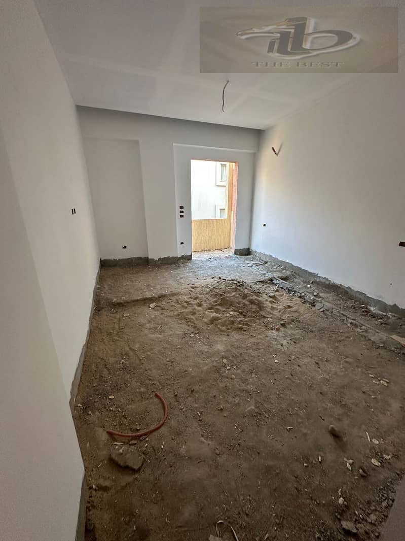 9 1d4a731e-3985-4e17-91e3-636efcbac1ff. jpeg