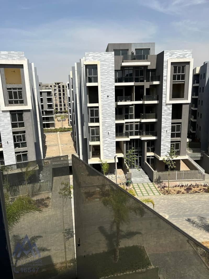 2 5cb77771-e8de-44fd-85da-4fe10bf34053. jpg