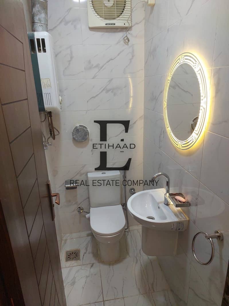 11 ccf8b0c2-3f78-4d1d-bd5e-cb4e459ef9bc. jpeg