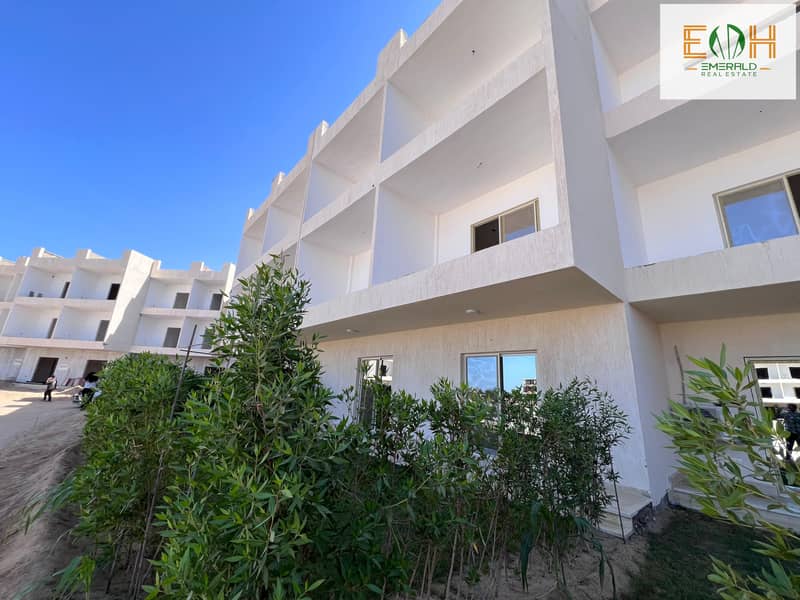 10 WhatsApp Image 2025-09-08 at 18.57. 56 (3). jpeg