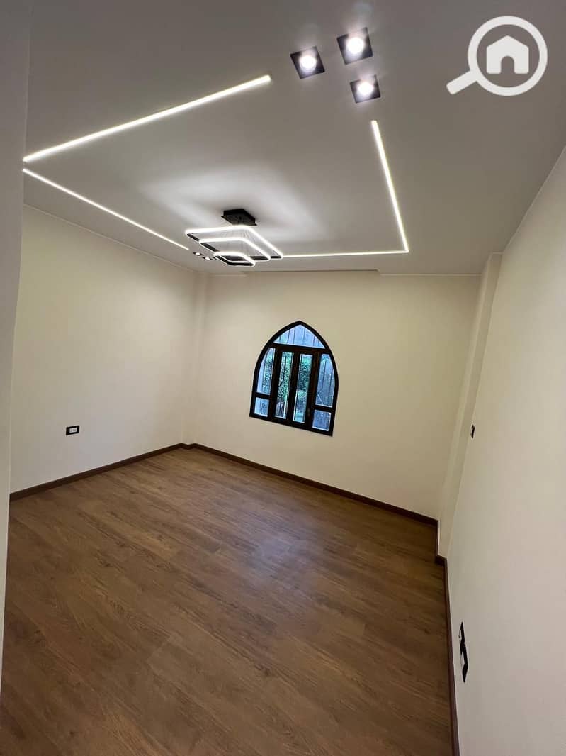 11 e15d9d26-91e5-44e1-8d58-fa22cb3932a3. jpg