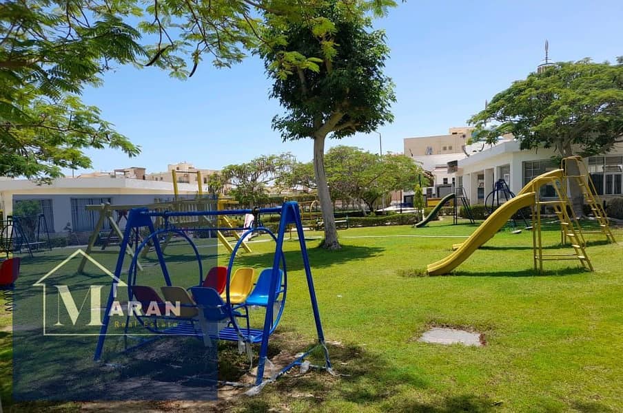 12 dc08ccbc-d2f9-4777-b16d-9c637d41c11c. jpg