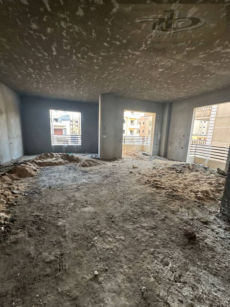 10 06124bdc-a6f9-488b-9867-e9d2858d5472. jpeg