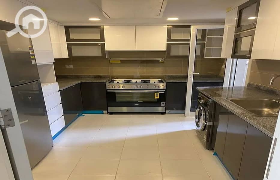 4 149022157-800x600_1400x900. jpg