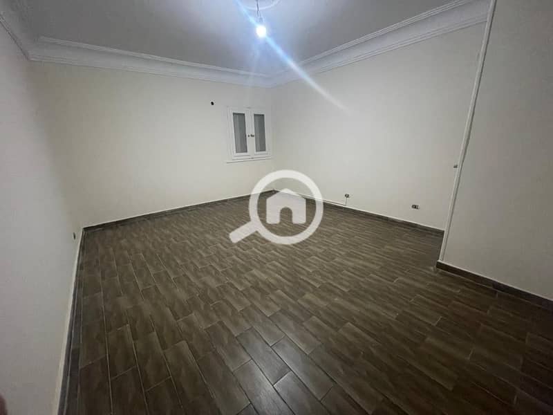 9 5d4dcd21-a93a-4f71-950a-f8a0a08c9c05. jpeg