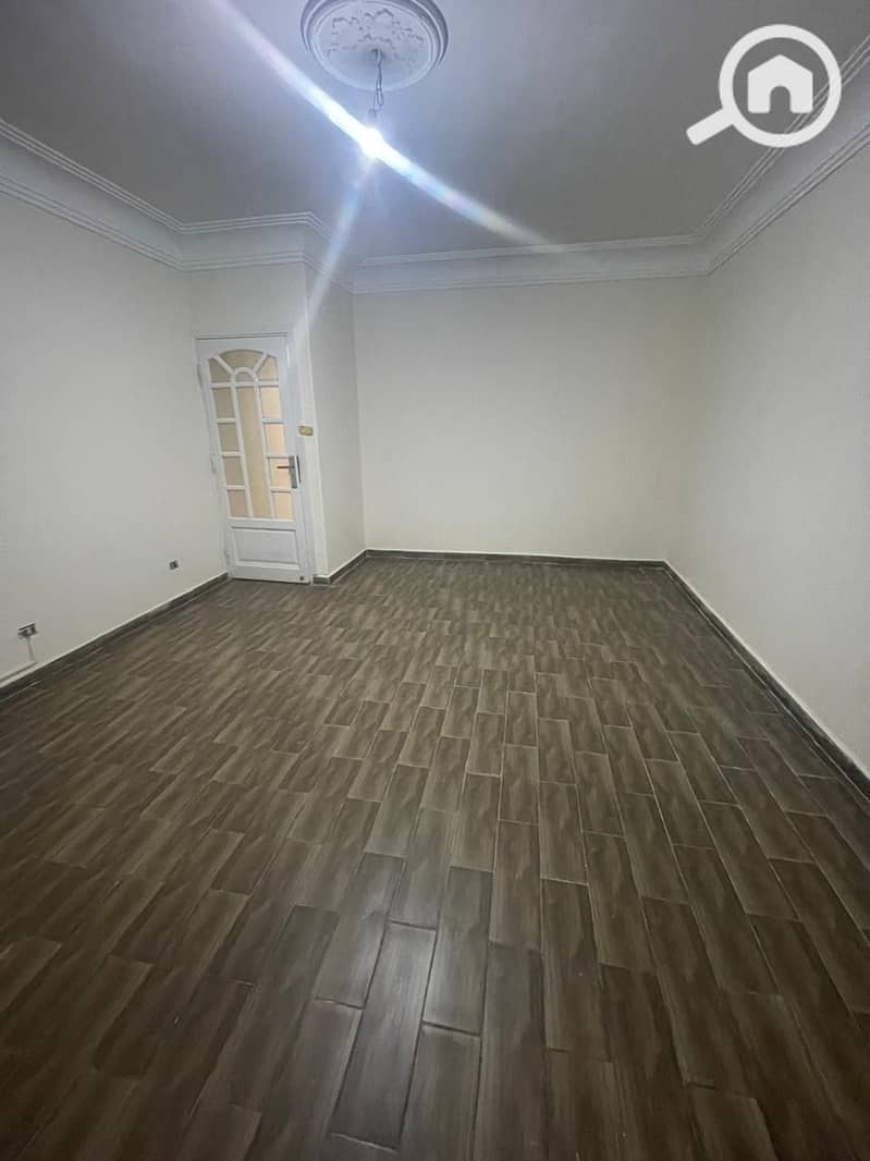 10 f5e41de2-498b-4e0c-b155-c648edbfb3a4. jpeg