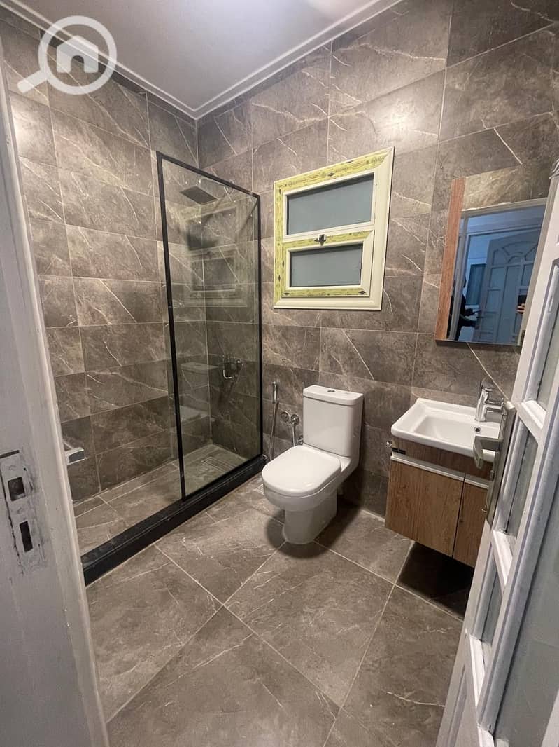 11 e7811a17-9a33-4792-a8a3-8bb73c8fd1cc. jpeg