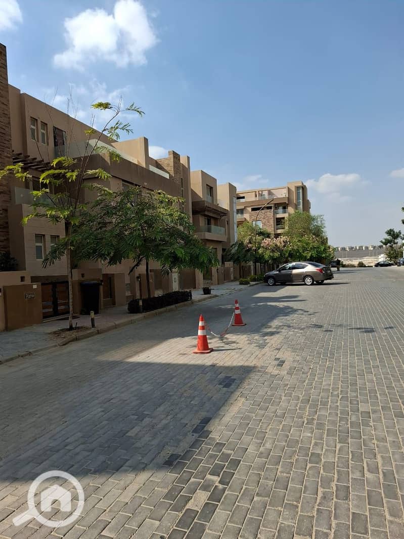 3 WhatsApp Image 2025-10-15 at 2.45. 09 PM. jpeg