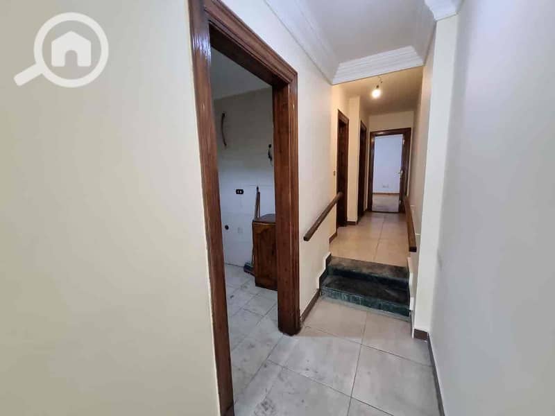 11 f1922187-4b9a-4df3-9889-cfb6dd73e304. jpg