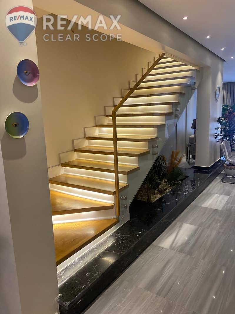 6 949914d0-c0fa-4b96-bff5-40f3ff31634d. jpg