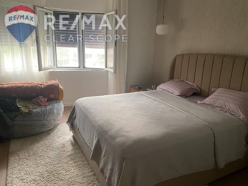 9 b2a02165-3c41-4d25-9789-f5ac2a65b6a6. jpg