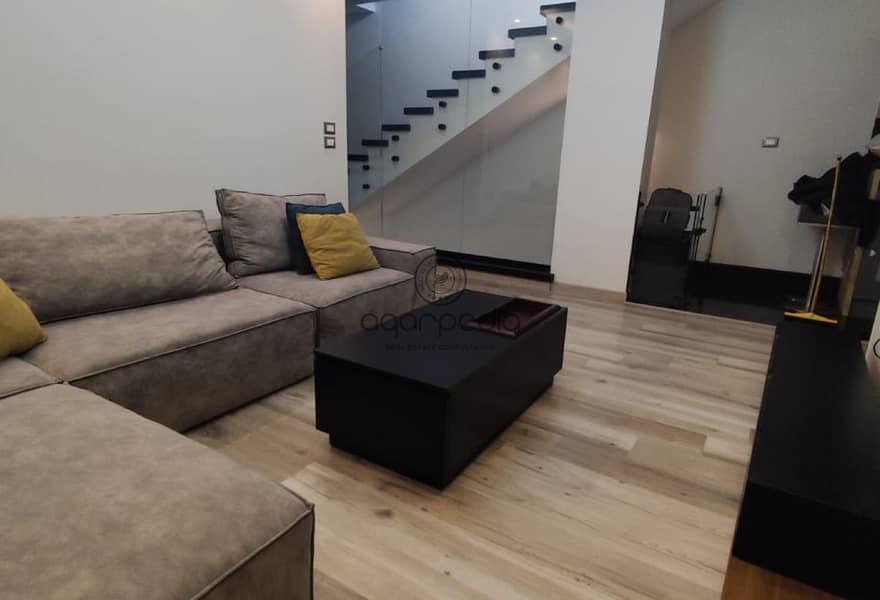 6 27d31748-218f-4d64-ae28-7dd5083a7950. jpg