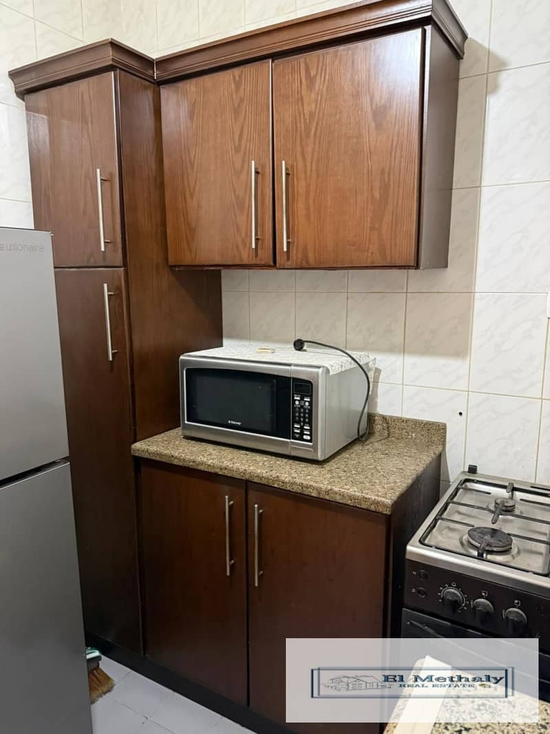 10 033977ea-6488-4c7a-9bf2-e8c58772a005. jpg