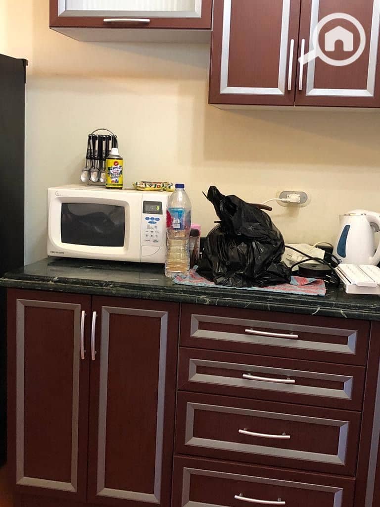 21 2e8ed7e5-59fc-45c9-884c-a5088f3625d7. jpeg