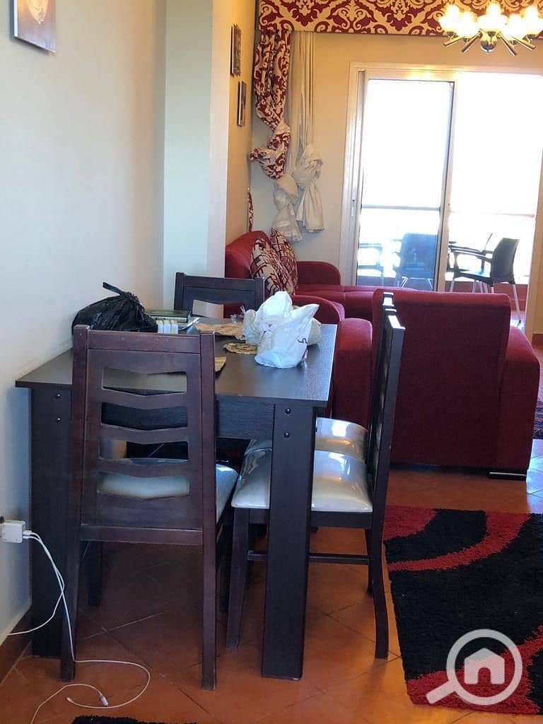 30 70da334b-64a2-4fdf-a1d8-e154c810d3e5. jpeg