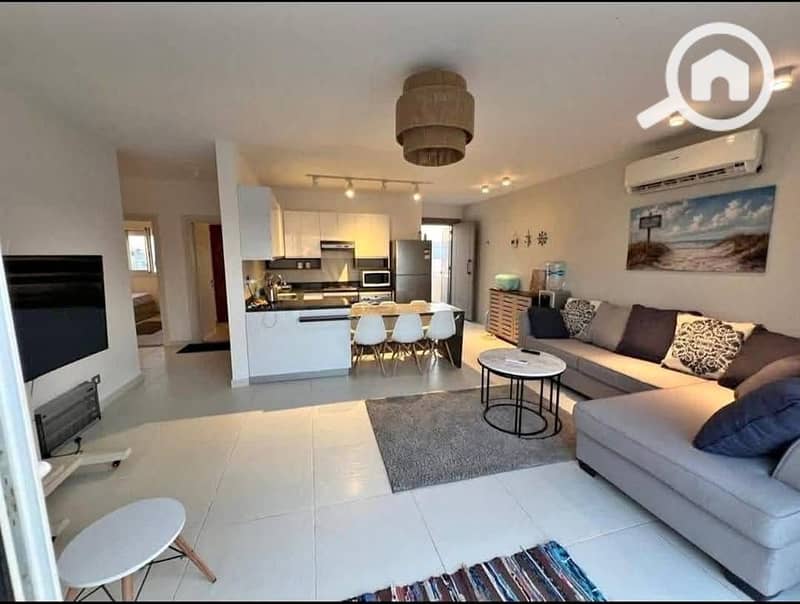 8 568023794_1163775195898207_8786283625579717609_n. jpg