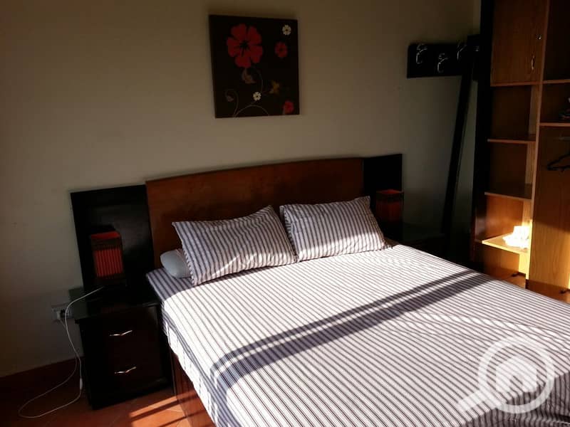 7 9c4e5338-f5a9-47bb-aa39-e25a1c60960f. jpeg