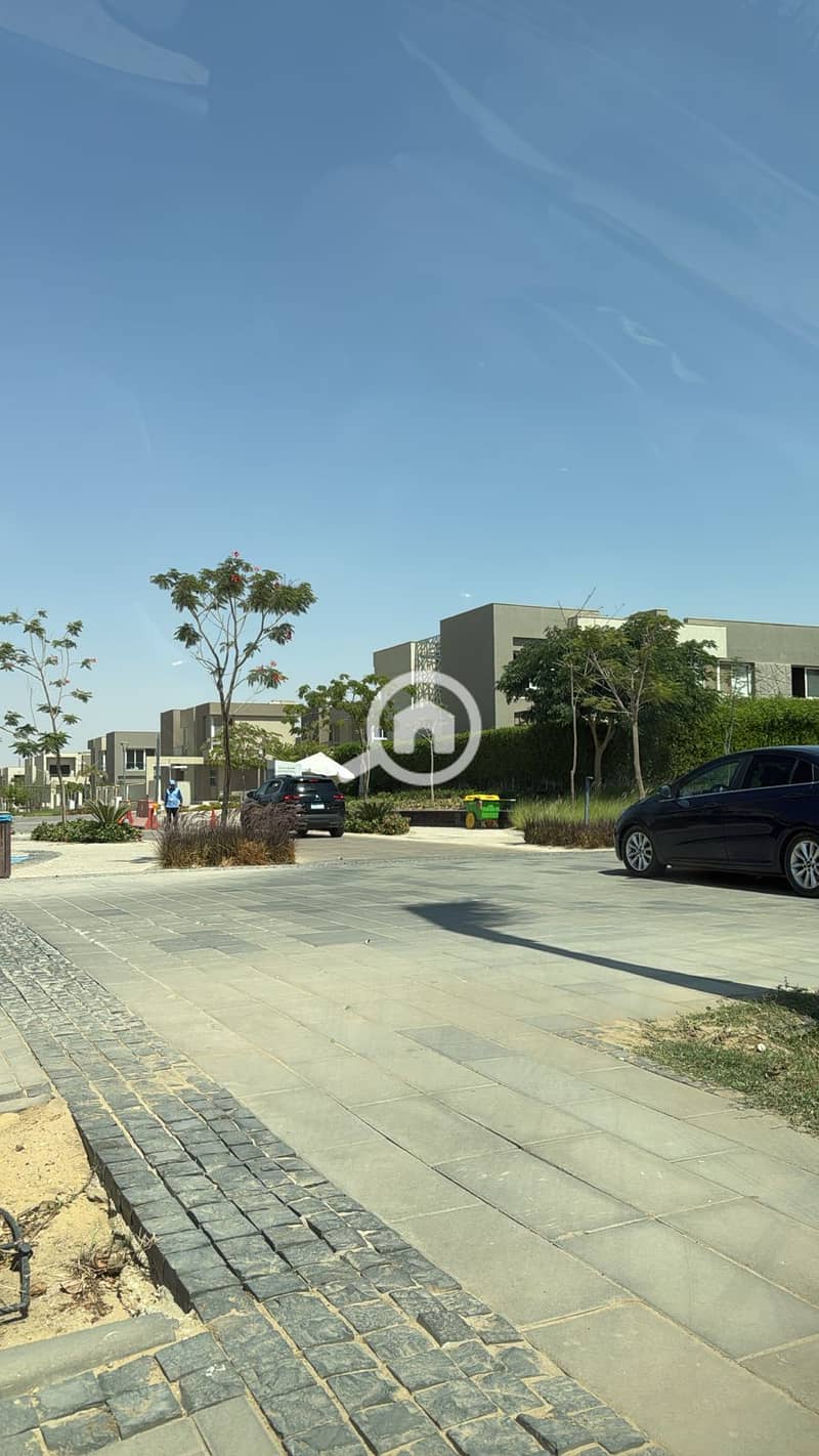 9 WhatsApp Image 2025-08-25 at 14.28. 58_af8ab6be. jpg