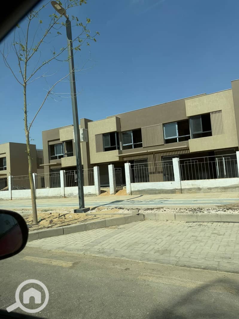 12 WhatsApp Image 2025-08-25 at 15.20. 20_797adbf6. jpg