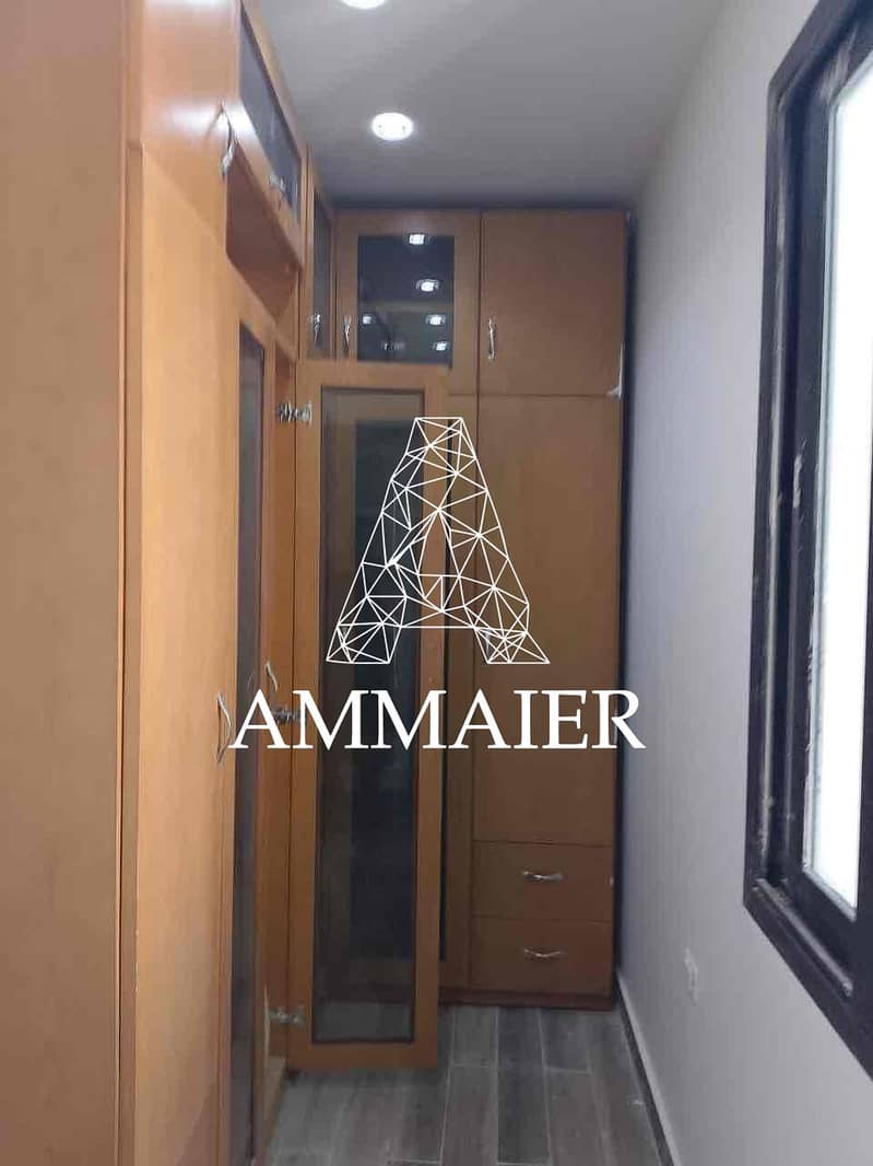 5 4a5be85b-14f3-49a3-9ace-373e51899cd0. jpg