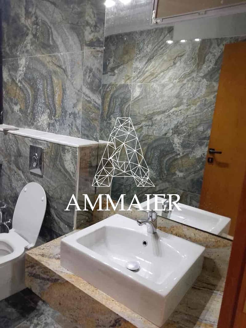 12 cf7f4d66-681f-4351-a4d2-cedfccba15ac. jpg