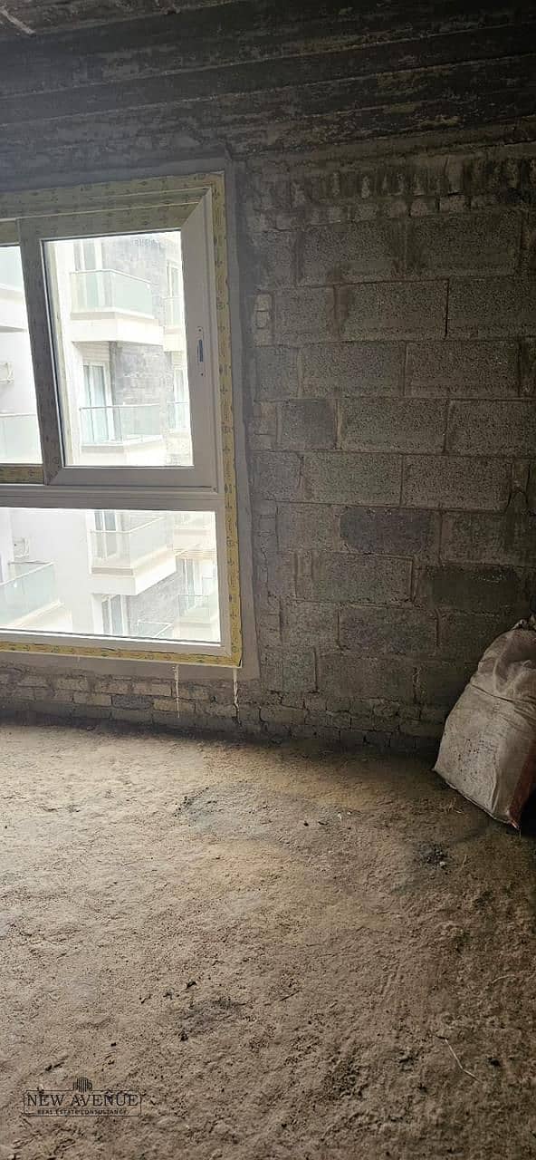 10 WhatsApp Image 2025-11-17 at 13.25. 46_a318a185. jpg