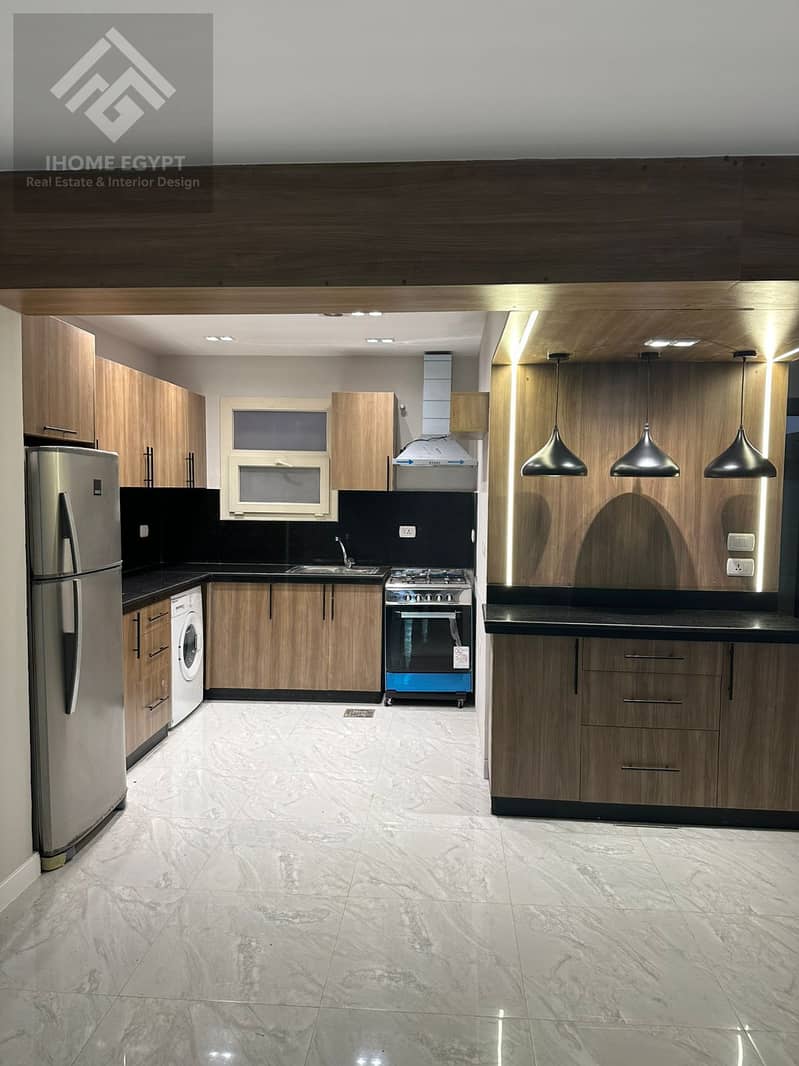 11 274e528a-7658-48b0-b0a6-038f842ce3de. jpg