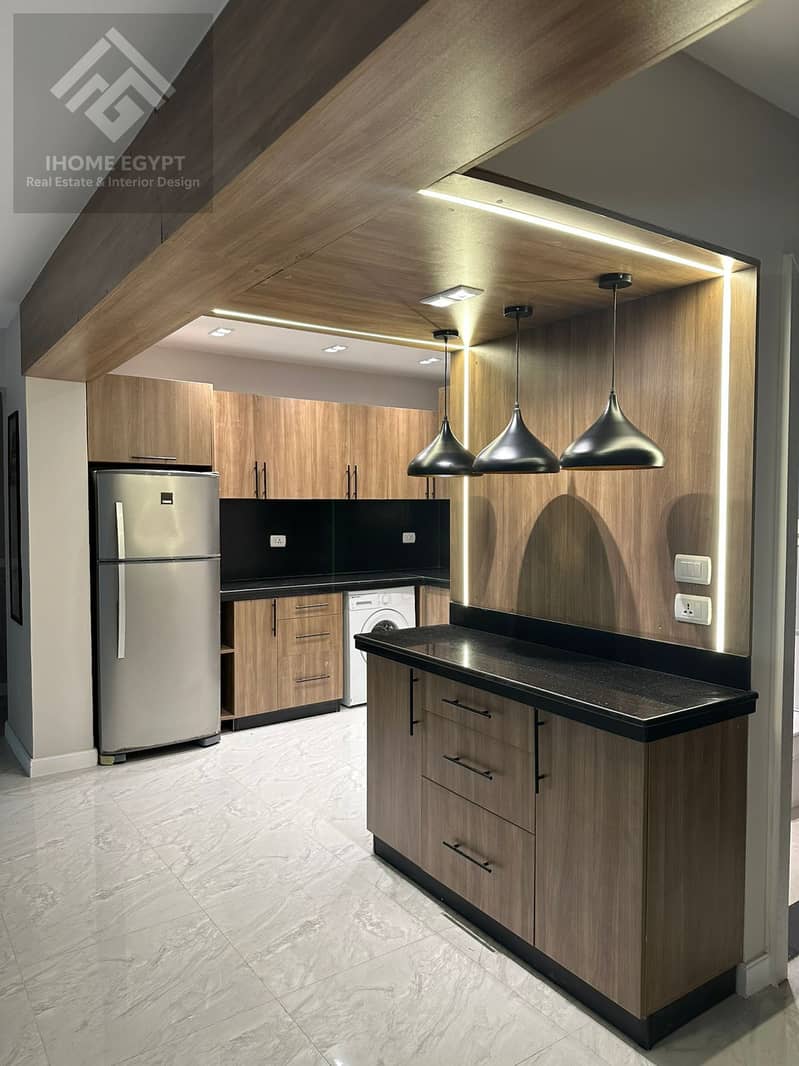 18 f63ec877-7787-4058-a0ba-00033e475bd4. jpg