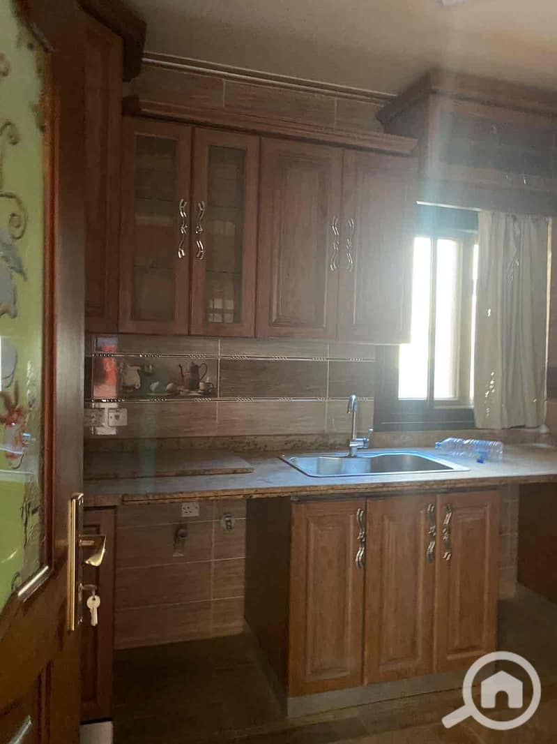 14 877db16f-54ef-407b-9c82-01fd4db30c89. jpg