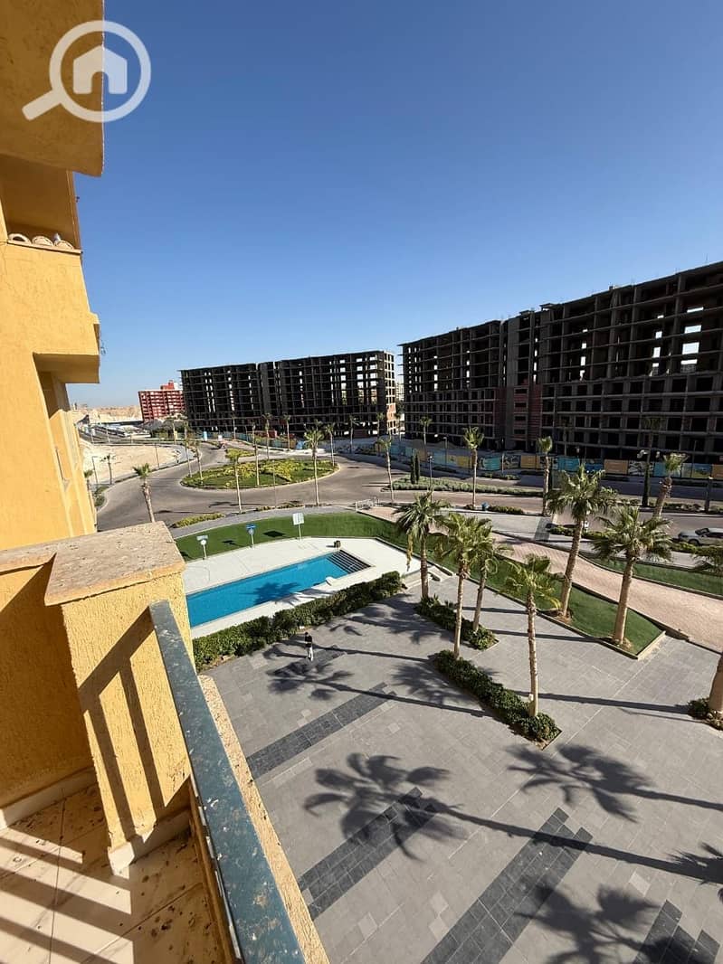 2 03f4d44c-809b-43cf-bd3f-0be75d62150b. jpeg