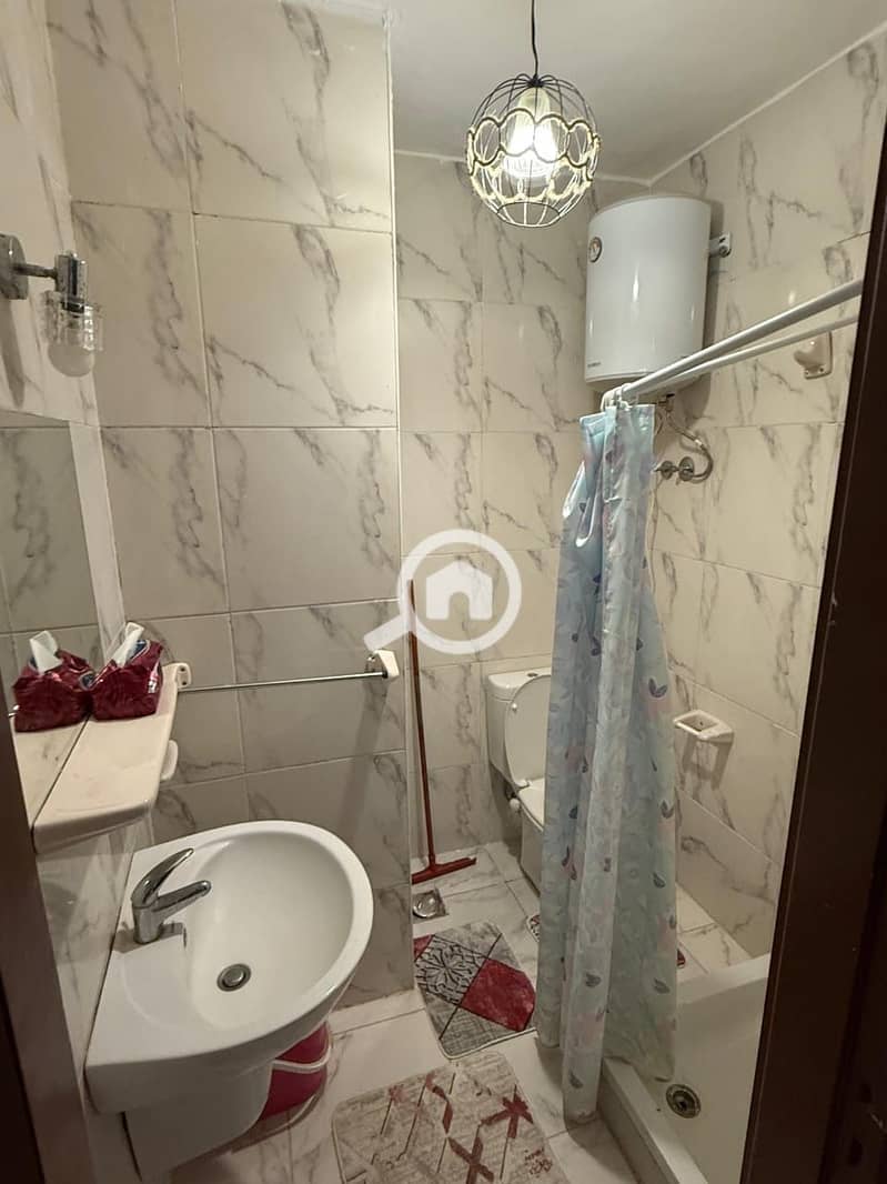 4 be85d3a0-8bc0-4396-a90a-1fe510bb38f6. jpeg