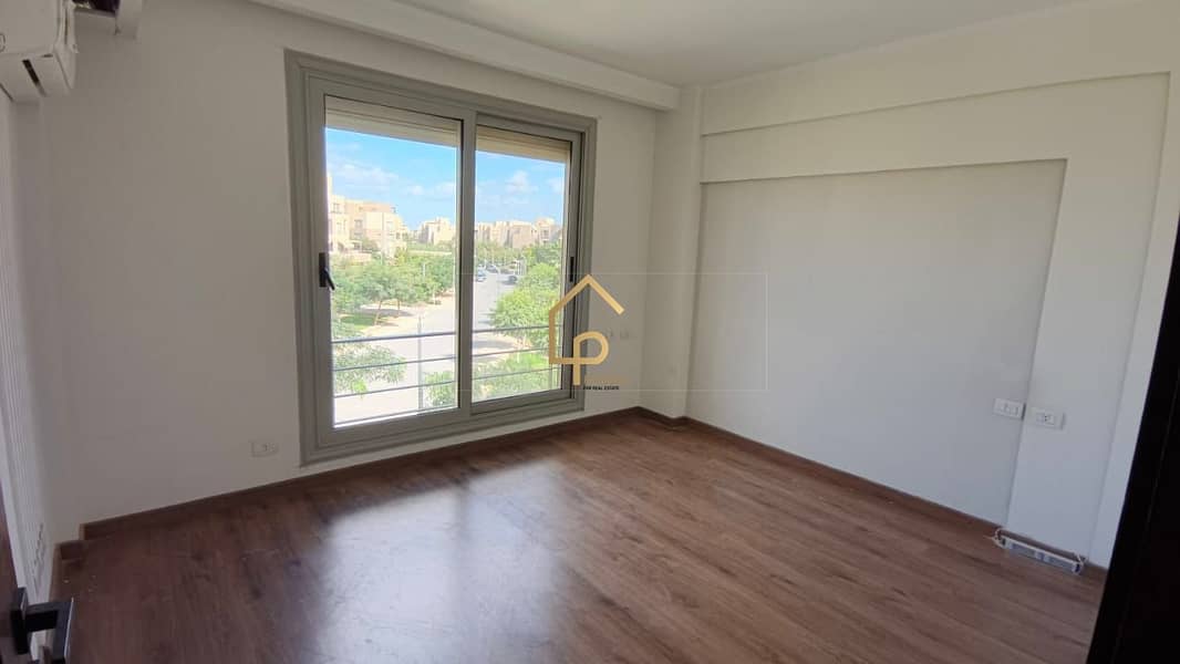 2 WhatsApp Image 2025-11-20 at 1.39. 34 PM. jpeg