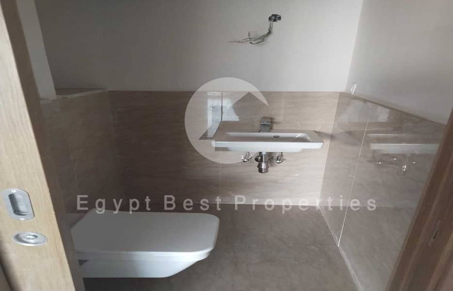 10 WhatsApp Image 2025-11-23 at 12.14. 24_0b5da03b. jpg