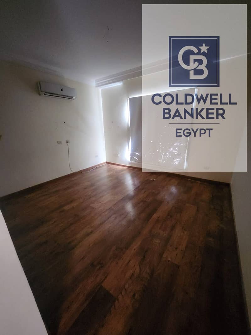 9 4686f652-ce31-4a36-b7a3-75bd10ac369a. jpeg